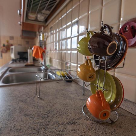 Nel Cuore Di Catania Apartman Kültér fotó